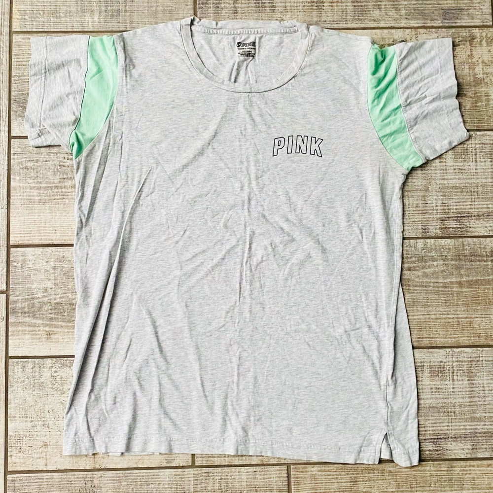 Victoria’s Secret PINK Logo Campus Short Sleeve T Shirt Size L